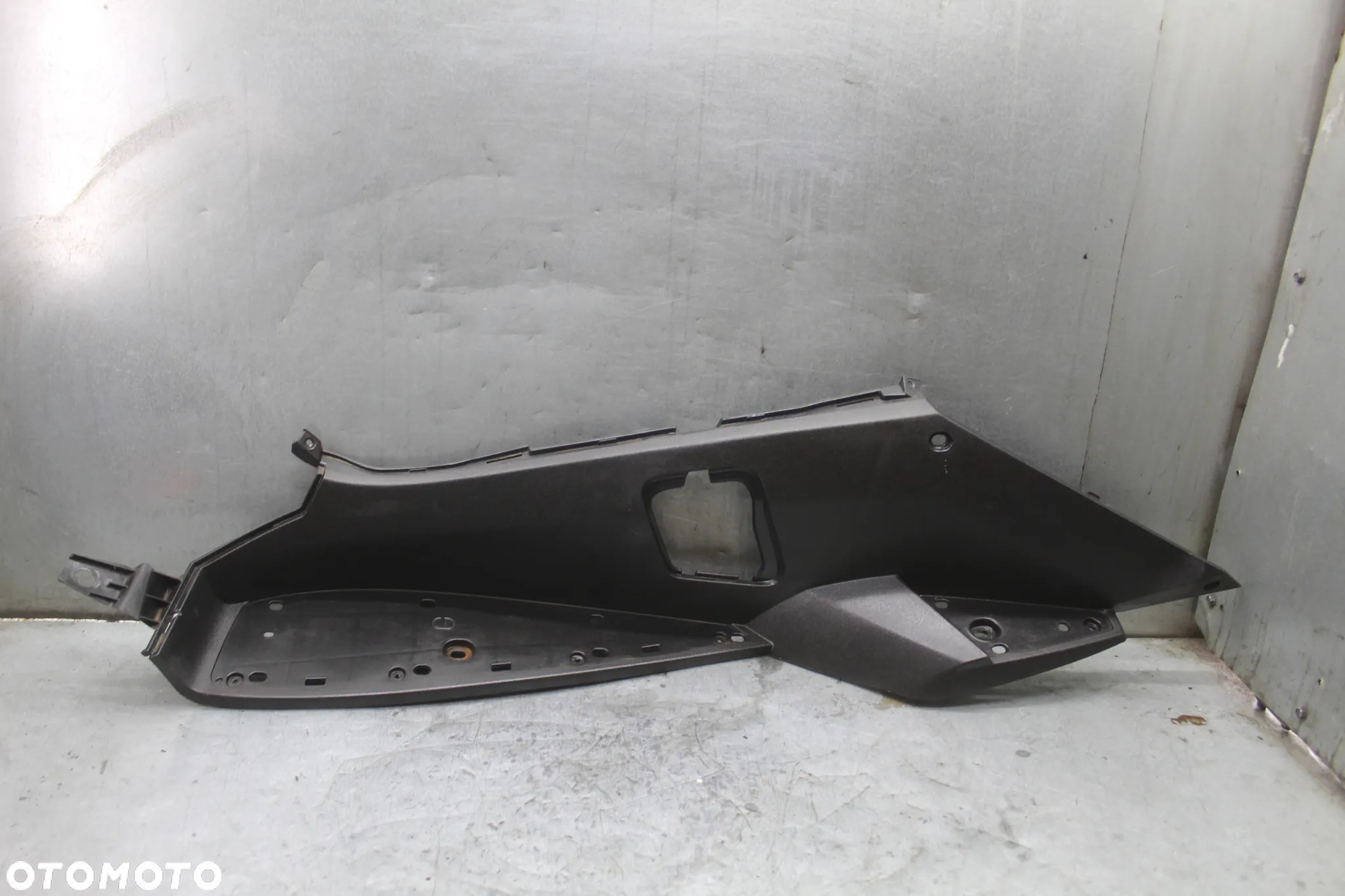 Peugeot Satelis 125 Compressor Podłoga lewa podest owiewka osłona obudowa - 4