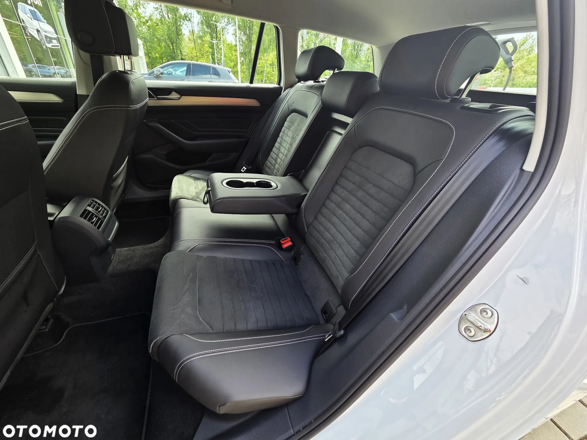 Volkswagen Passat 1.5 TSI EVO Elegance DSG - 19