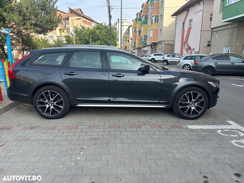 Volvo V90 Cross Country D4 AWD Geartronic - 31