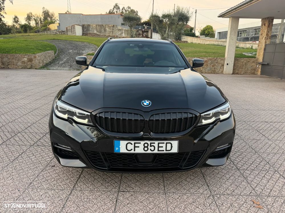 BMW 330 e Aut. M Sport - 2