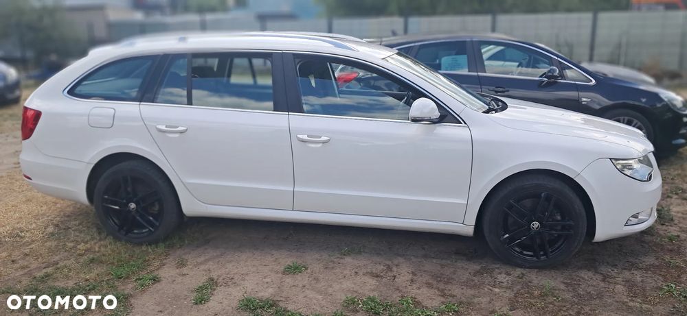 Skoda Superb 2.0 TDI Comfort - 8