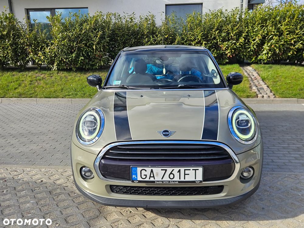 MINI Cooper Standard - 2