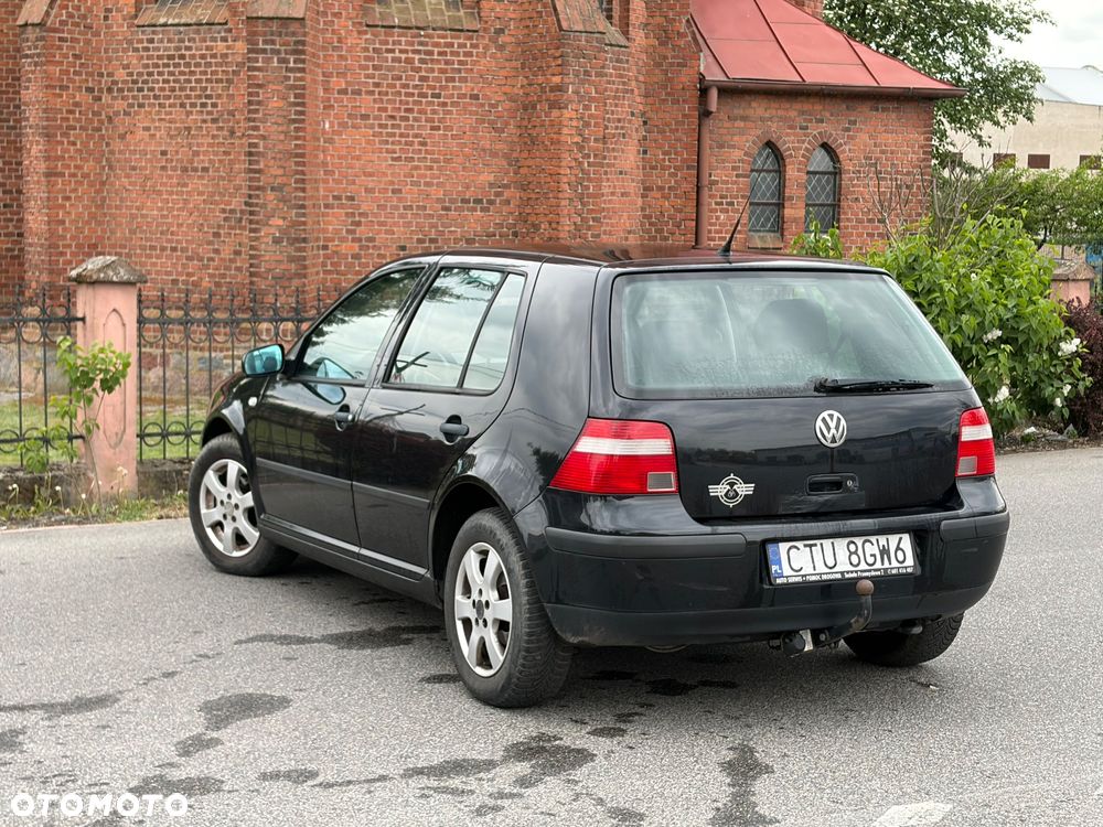 Volkswagen Golf 1.6 Comfortline - 5