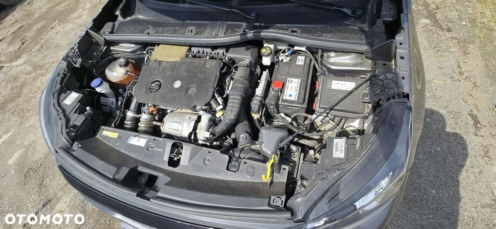 Peugeot 2008 - 11