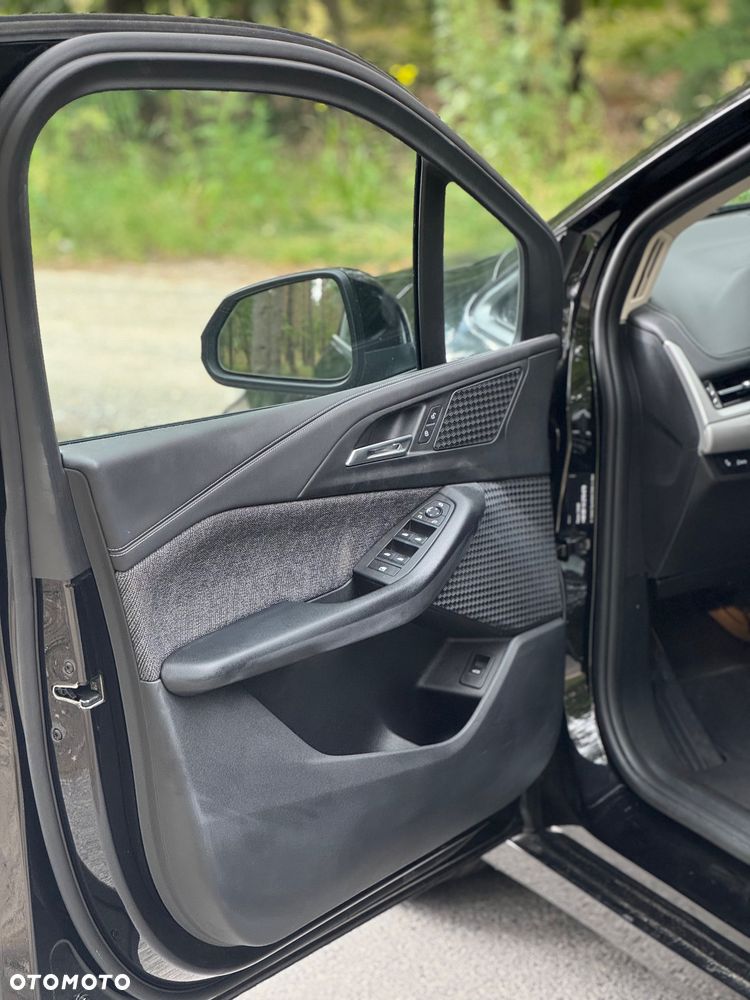 BMW Seria 2 218i - 24