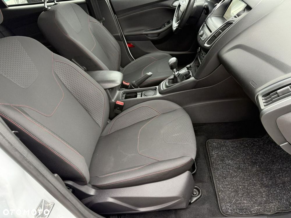 Ford Focus 1.0 EcoBoost ST-Line Black ASS - 14
