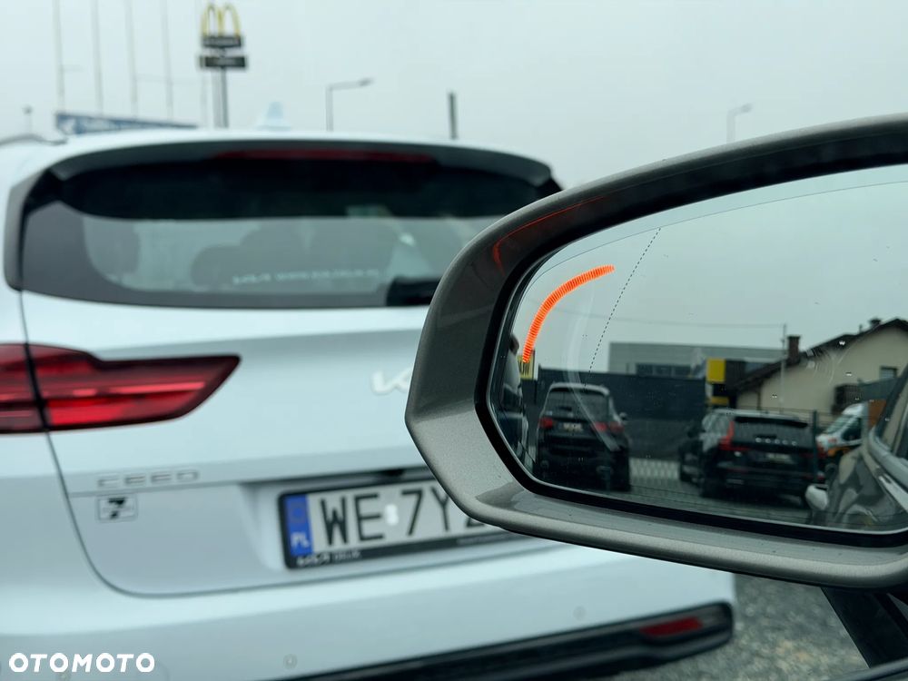 Volvo V60 B3 B Momentum Core - 27