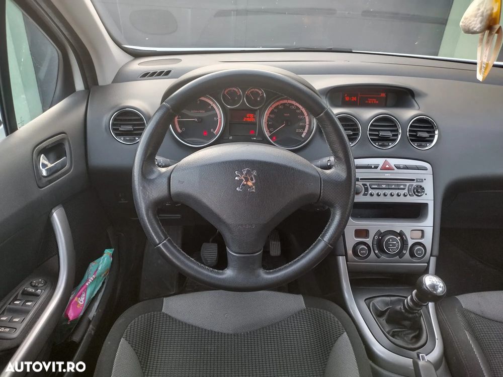 Peugeot 308 2.0 HDI Premium Pack - 3