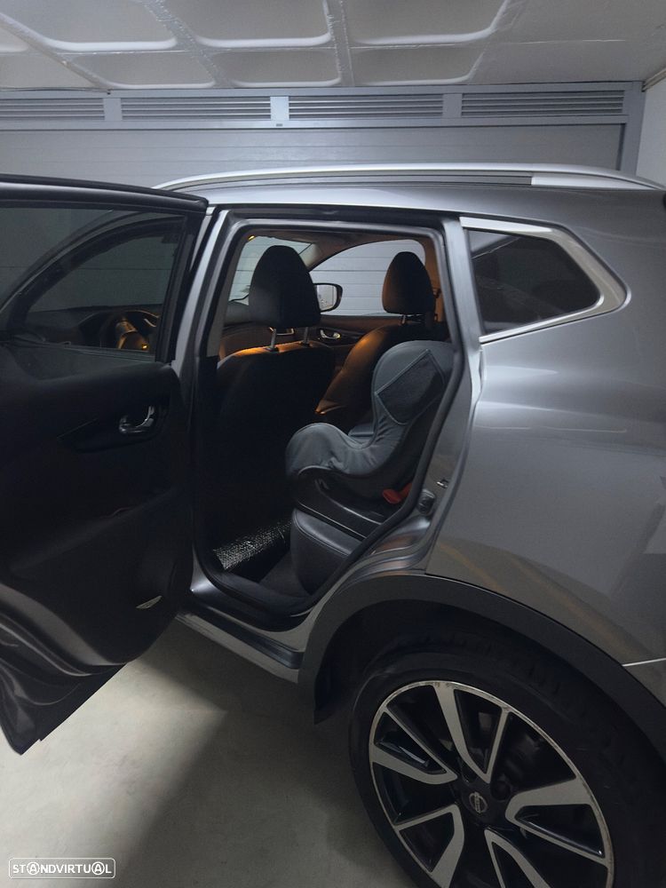 Nissan Qashqai 1.5 dCi Tekna Premium S Alcantara - 9