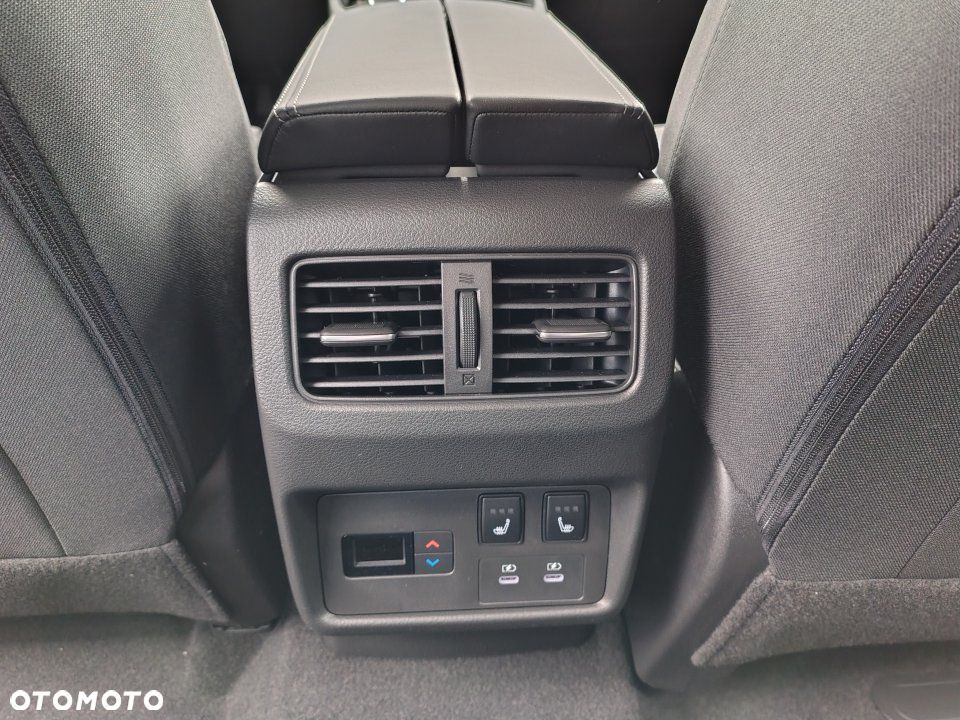 Nissan X-Trail - 9