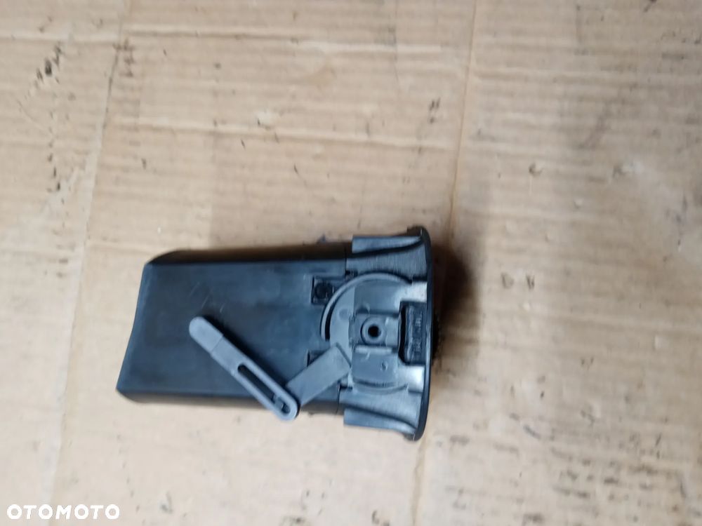 Kratka nawiewu prawy przód VW New Beetle 1C0837477 - 4