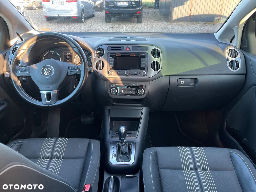 Volkswagen Golf Plus 1.6 TDI DPF DSG MATCH - 14