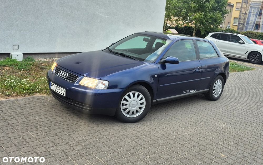 Audi A3 3-drzwiowe 1.6 Ambition - 6