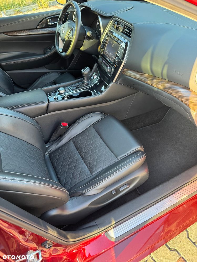 Nissan Maxima - 11