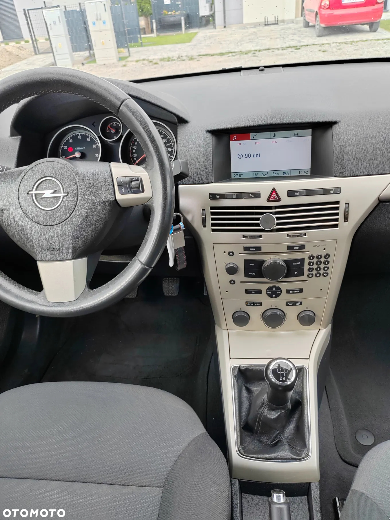 Opel Astra 1.6 150 Jahre - 7