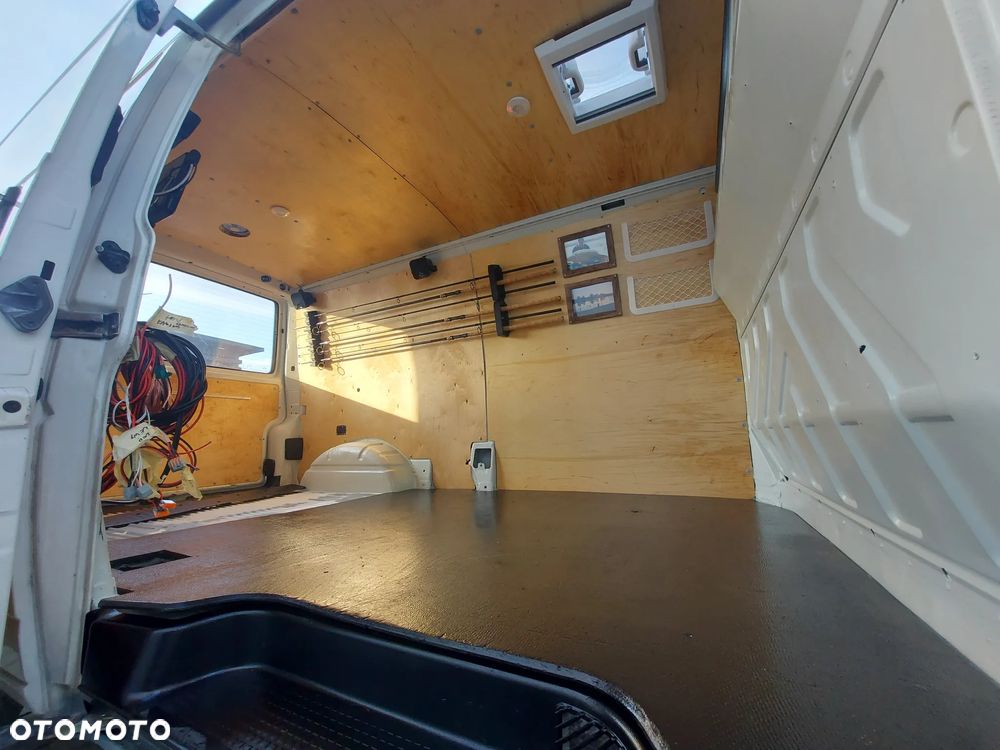 Volkswagen Transporter T4 - 12