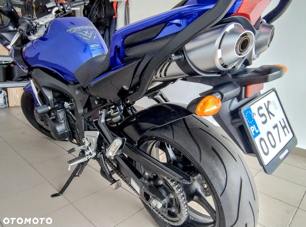 Yamaha FZ6 - 12