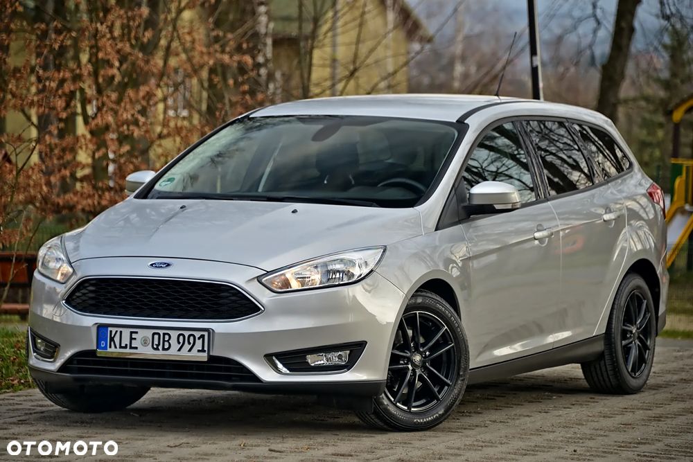Ford Focus - 12