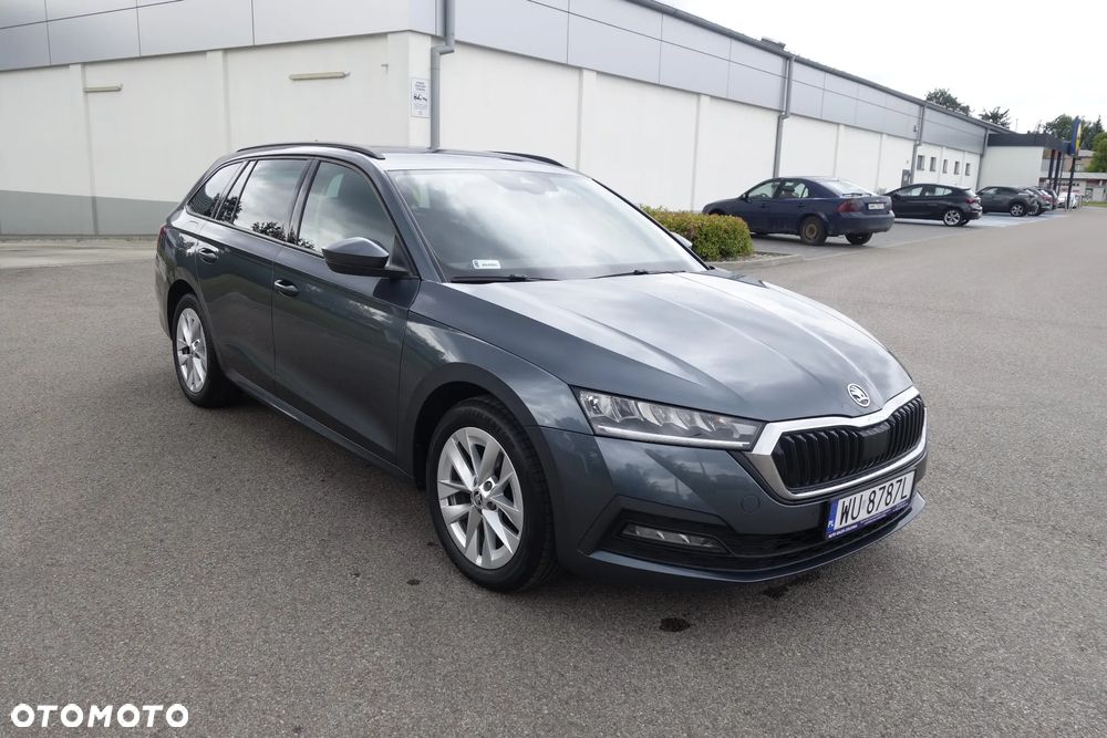 Skoda Octavia 2.0 TDI Ambition DSG - 2
