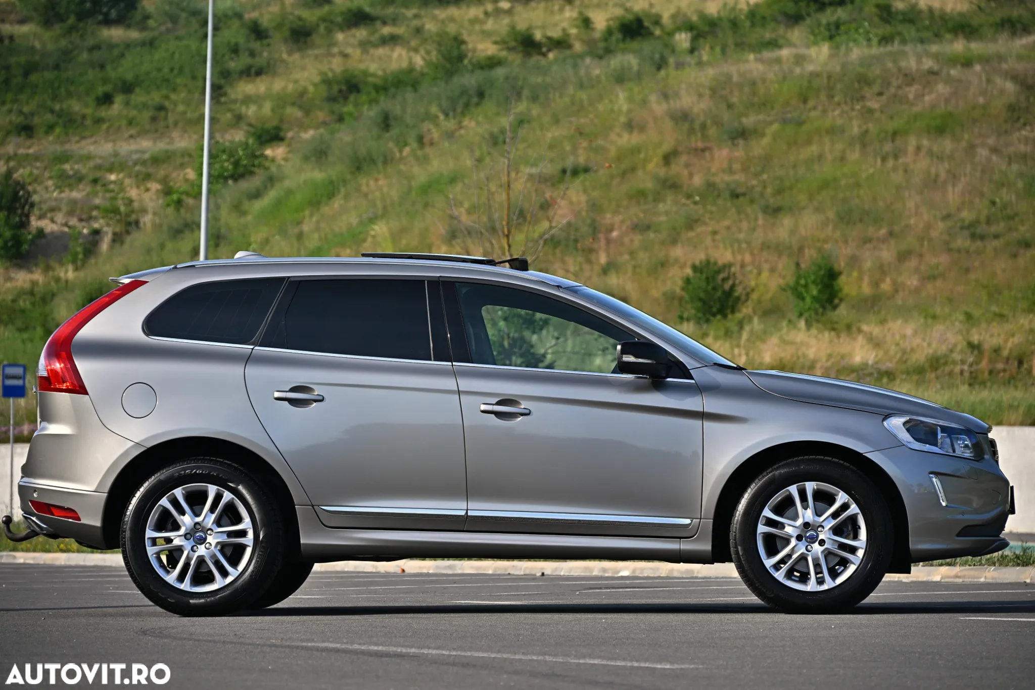 Volvo XC 60 D4 Geartronic Summum - 9
