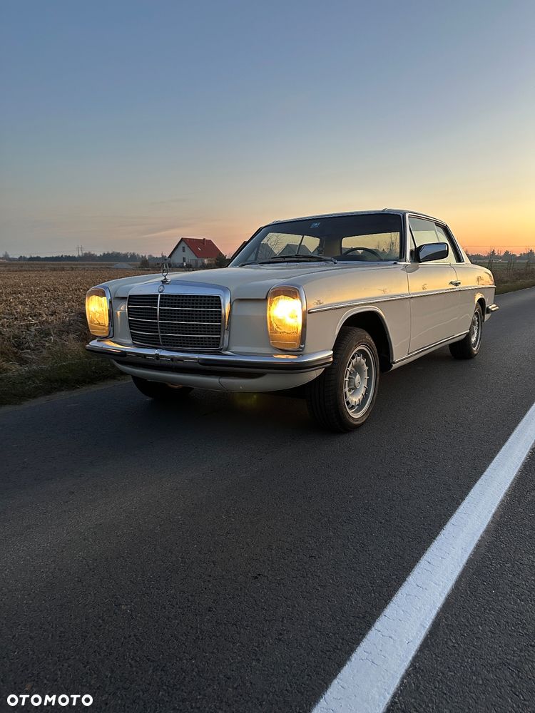 Mercedes-Benz 280 - 4