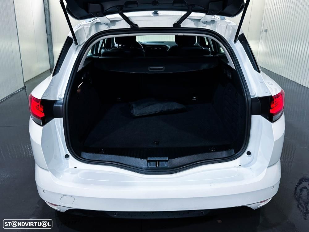 Renault Mégane 1.6 Plug-In Limited - 56