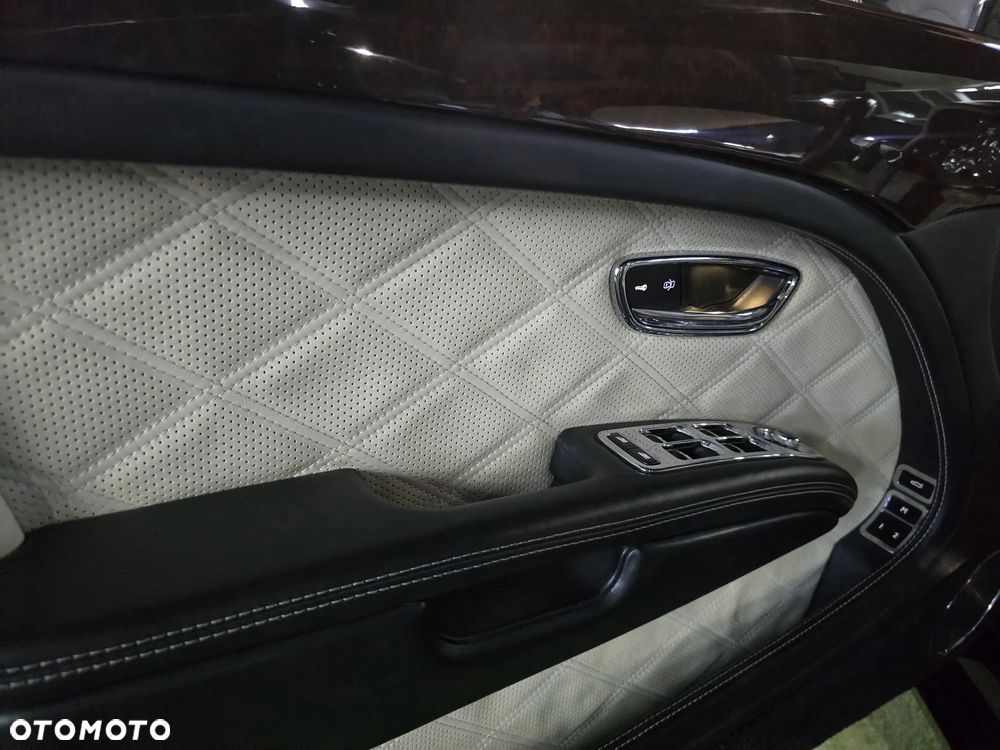 Bentley Mulsanne - 24