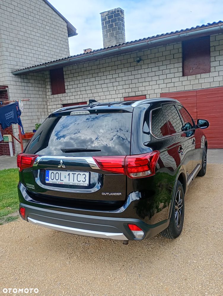 Mitsubishi Outlander 2.0 2WD Diamant - 3