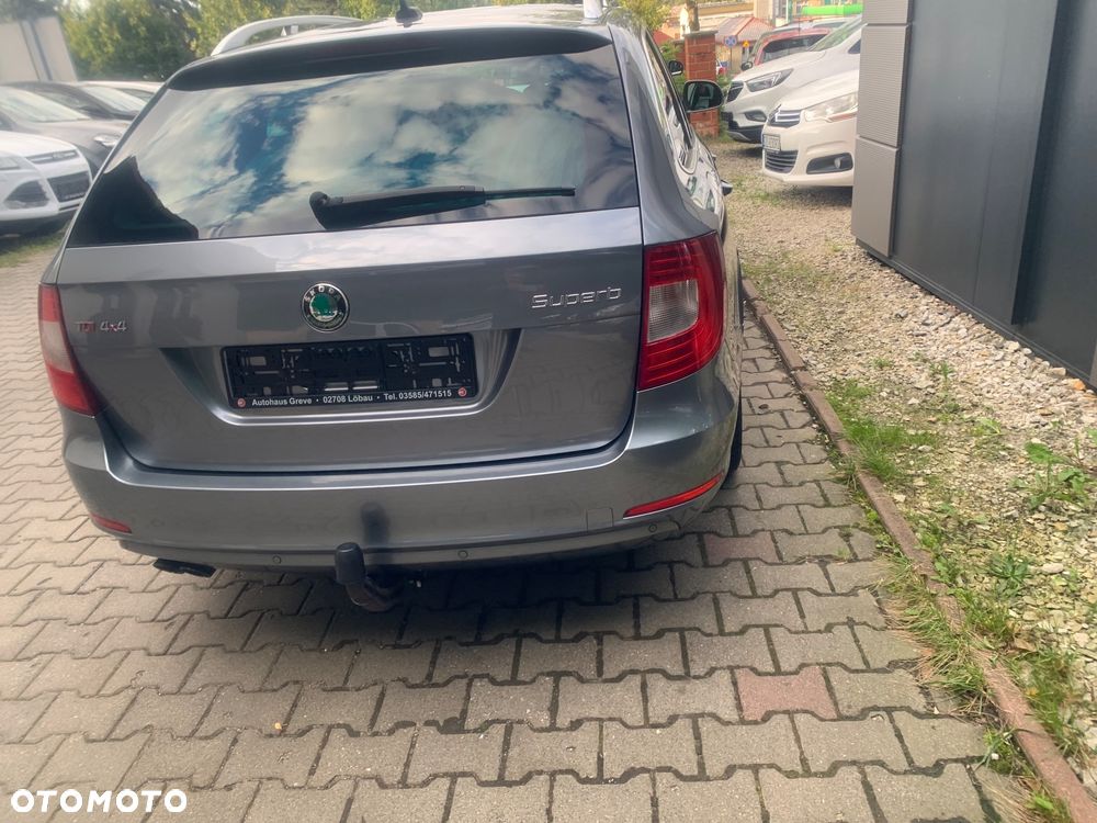 Skoda Superb 2.0 TDI 4x4 Ambition - 31