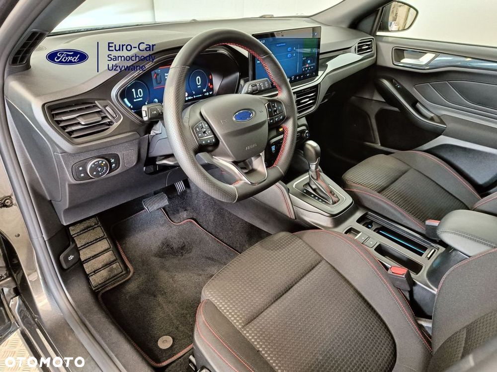 Ford Focus 1.0 EcoBoost mHEV ST-Line X - 11