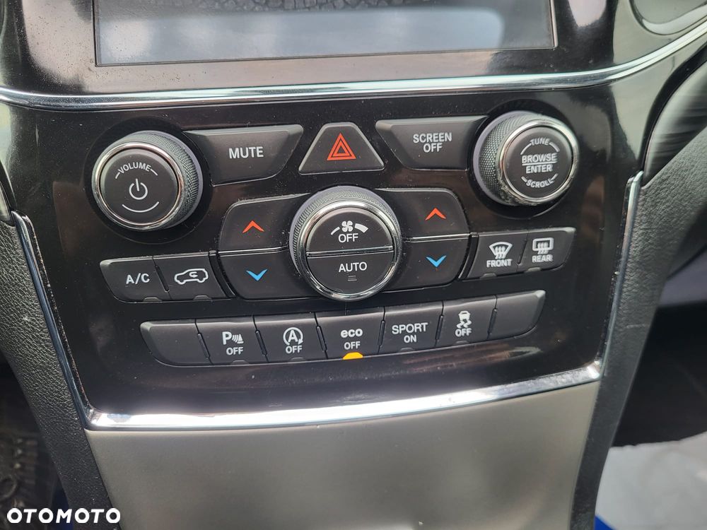 Jeep Grand Cherokee 3.6 V6 Limited - 25