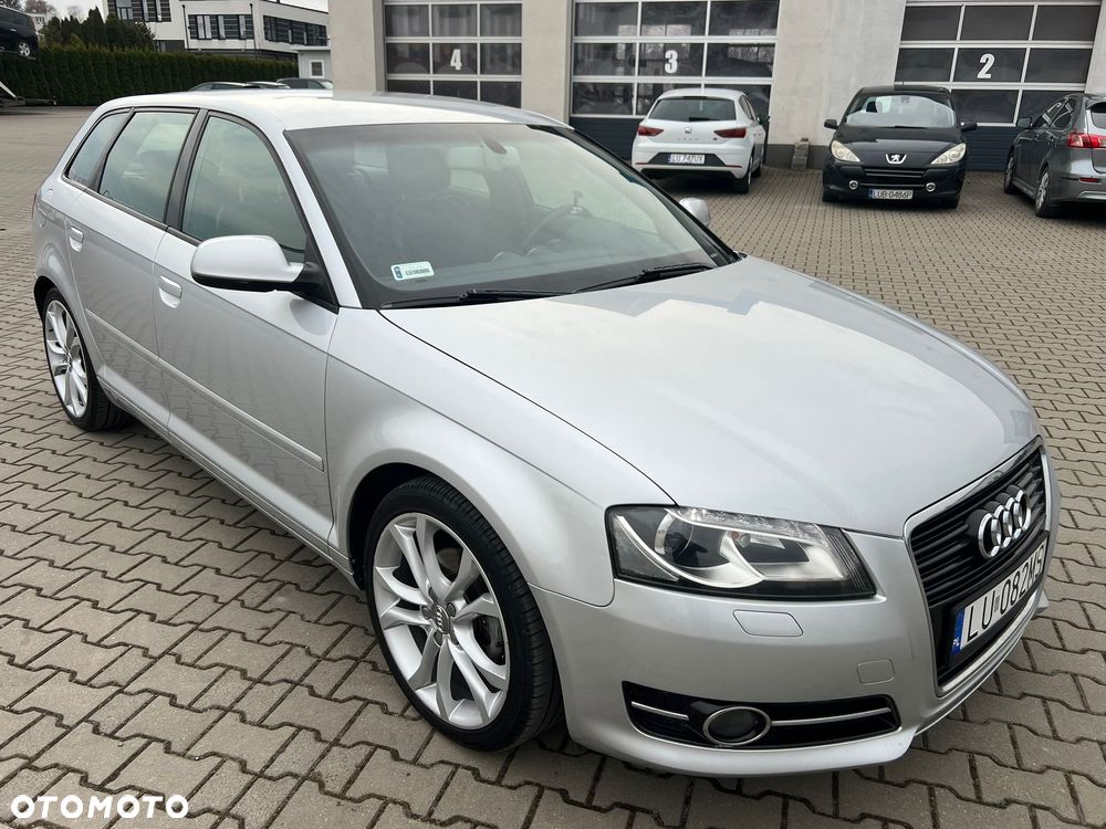 Audi A3 Sportback 2.0 TDI Ambition - 2