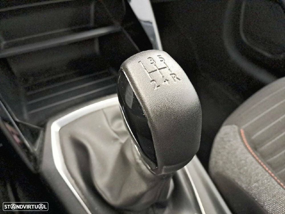 Peugeot 208 1.2 PureTech Active Pack - 21