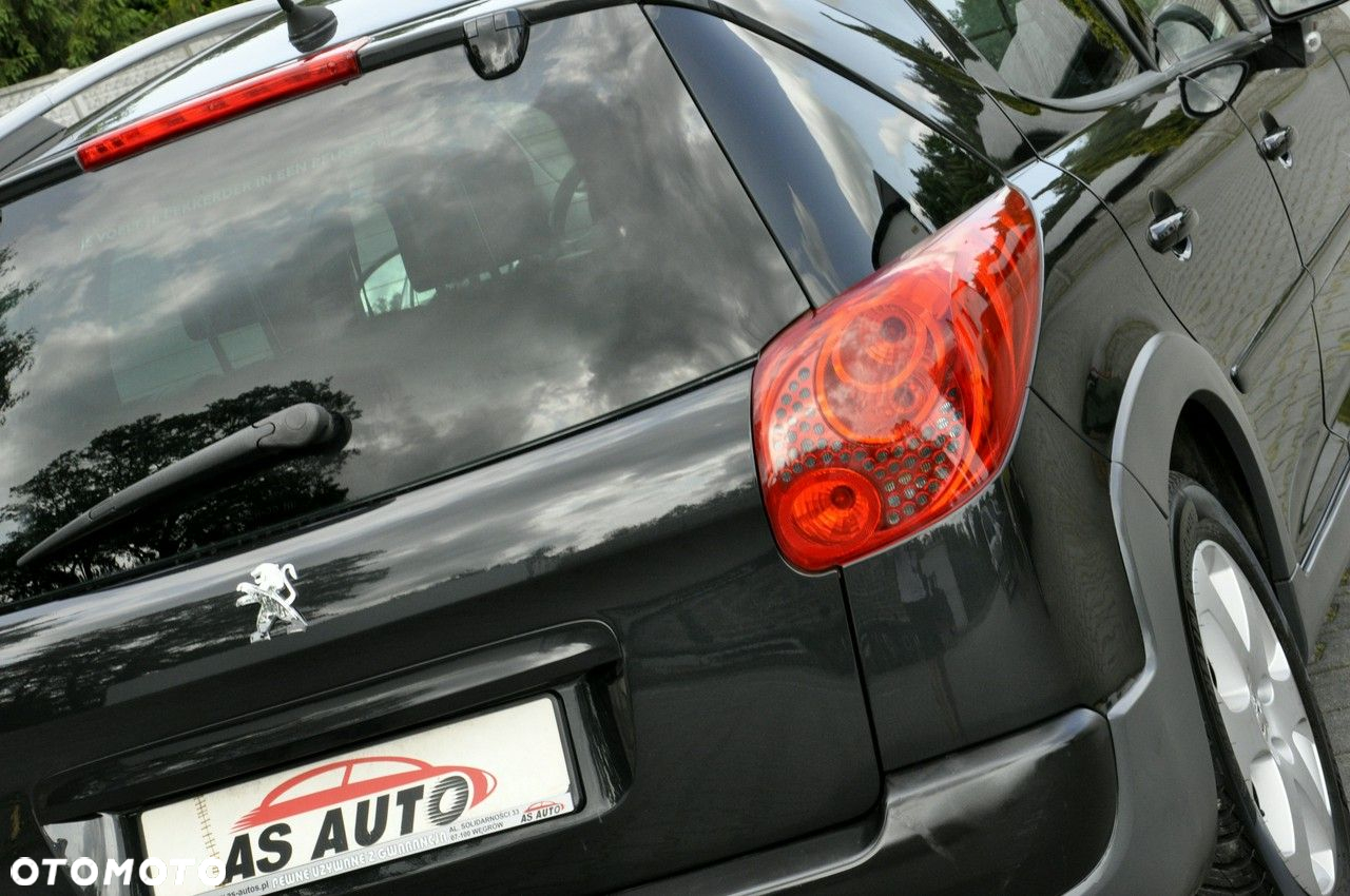 Peugeot 207 - 28