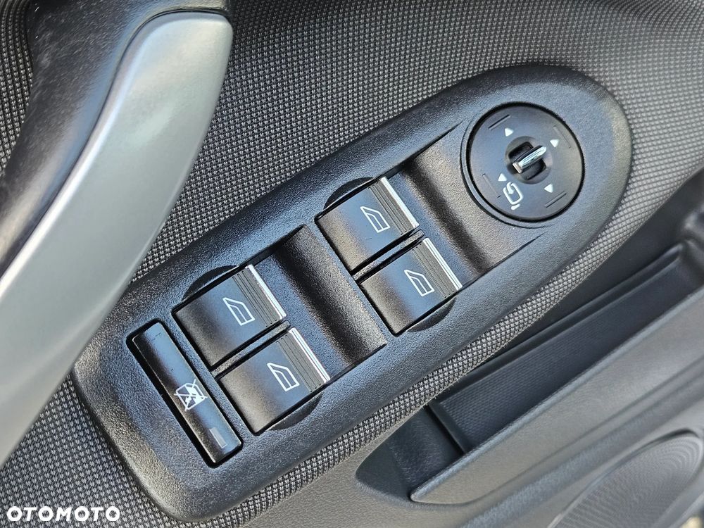 Ford Kuga 2.0 TDCi Trend - 25