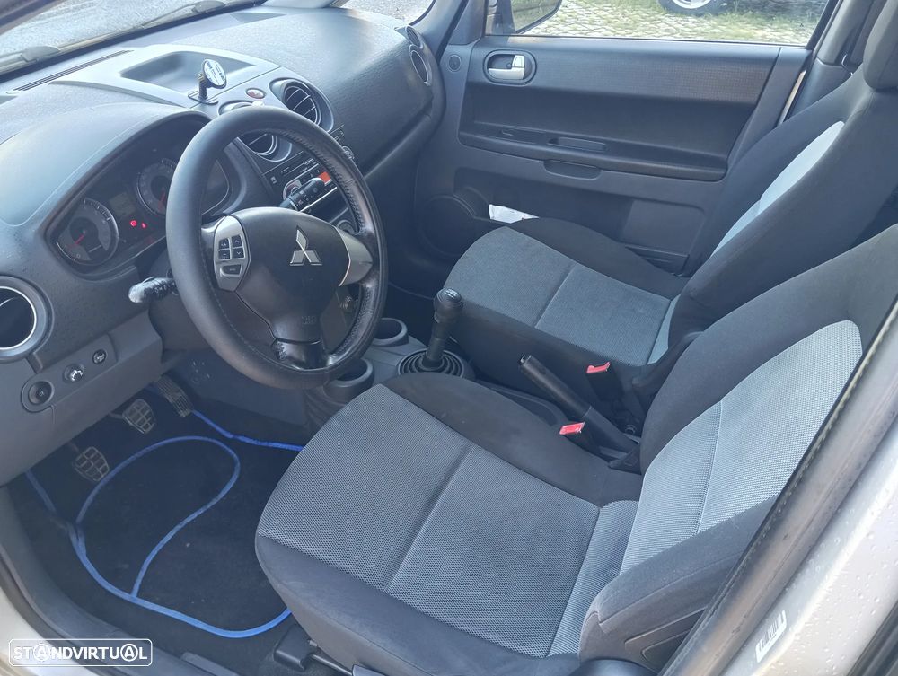 Mitsubishi Colt 1.1 Inform RCD/AC - 4