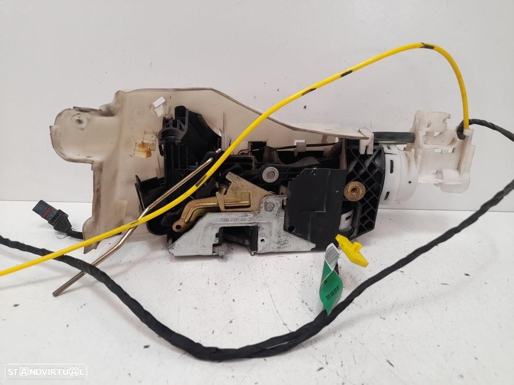 FECHADURA PORTA FRONTAL ESQUERDA MERCEDES-BENZ CLASSE S 2004 - 1