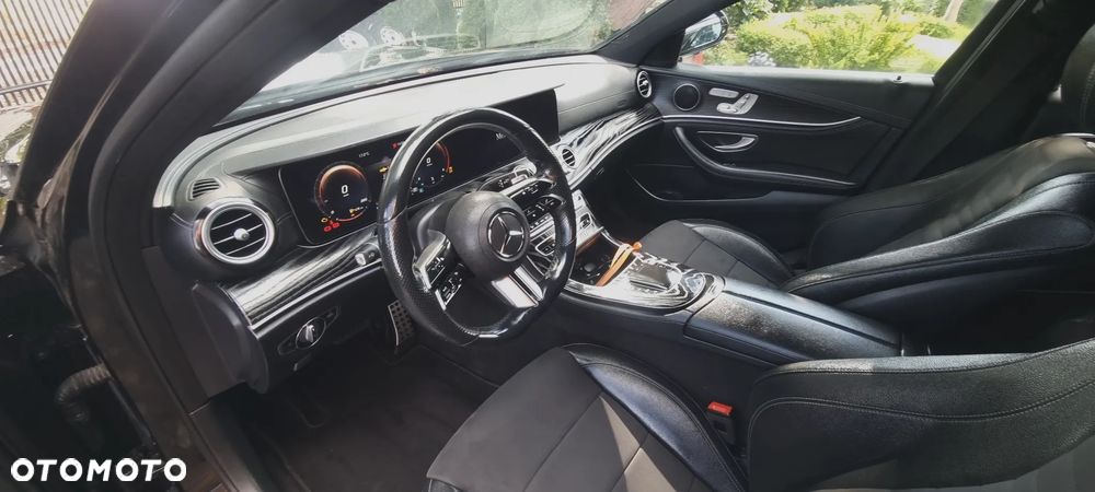 Mercedes-Benz Klasa E 220 d 9G-TRONIC AMG Line - 36