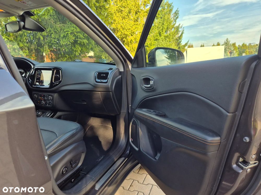 Jeep Compass 1.4 MultiAir Active Drive Automatik Limited - 24