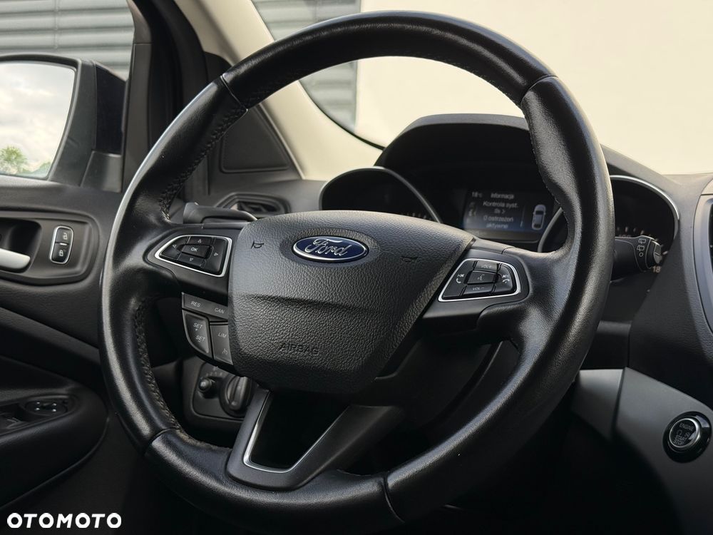 Ford Kuga 1.5 EcoBoost 2x4 Trend - 10