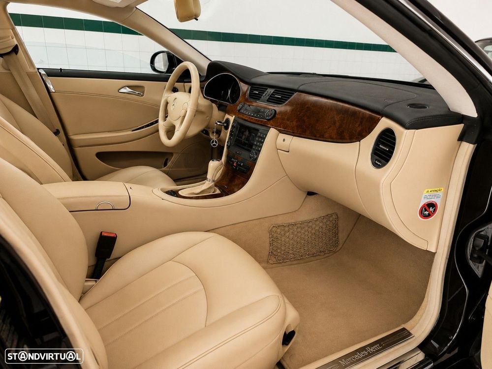 Mercedes-Benz CLS 320 CDI - 10