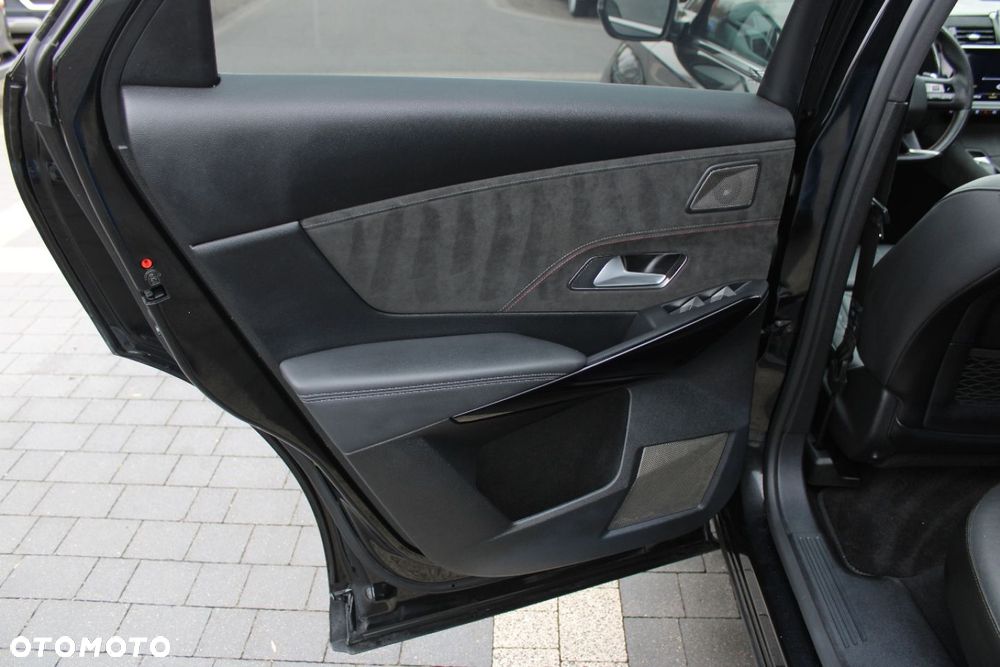 DS Automobiles DS 7 Crossback - 30