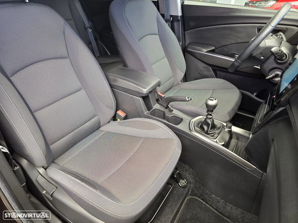 KGM Tivoli 1.5 T-GDi K3 - 10