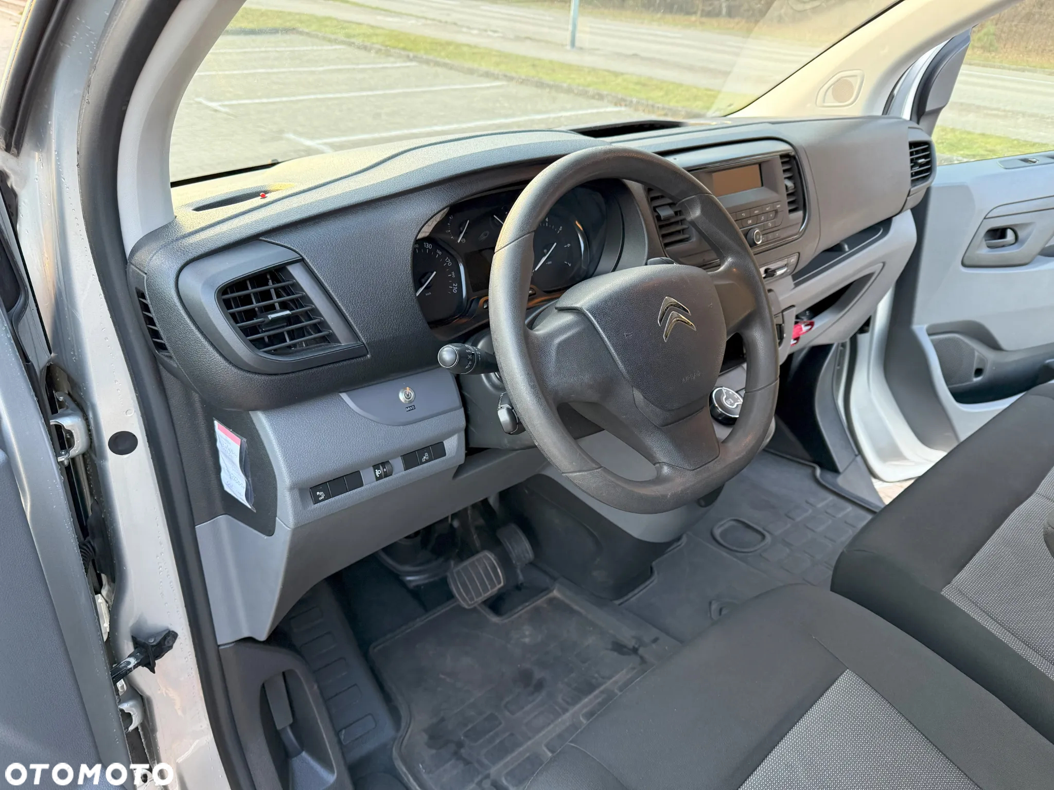 Citroën JUMPY Scudo Expert Toyota proace - 25