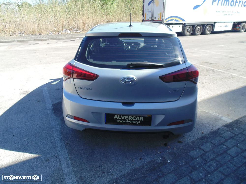 Hyundai i20 1.1 CRDi Access Plus - 12