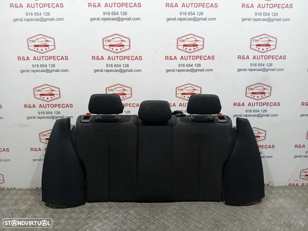 Conjunto de Bancos BMW Série 1 F20 em Tecido Original - 5