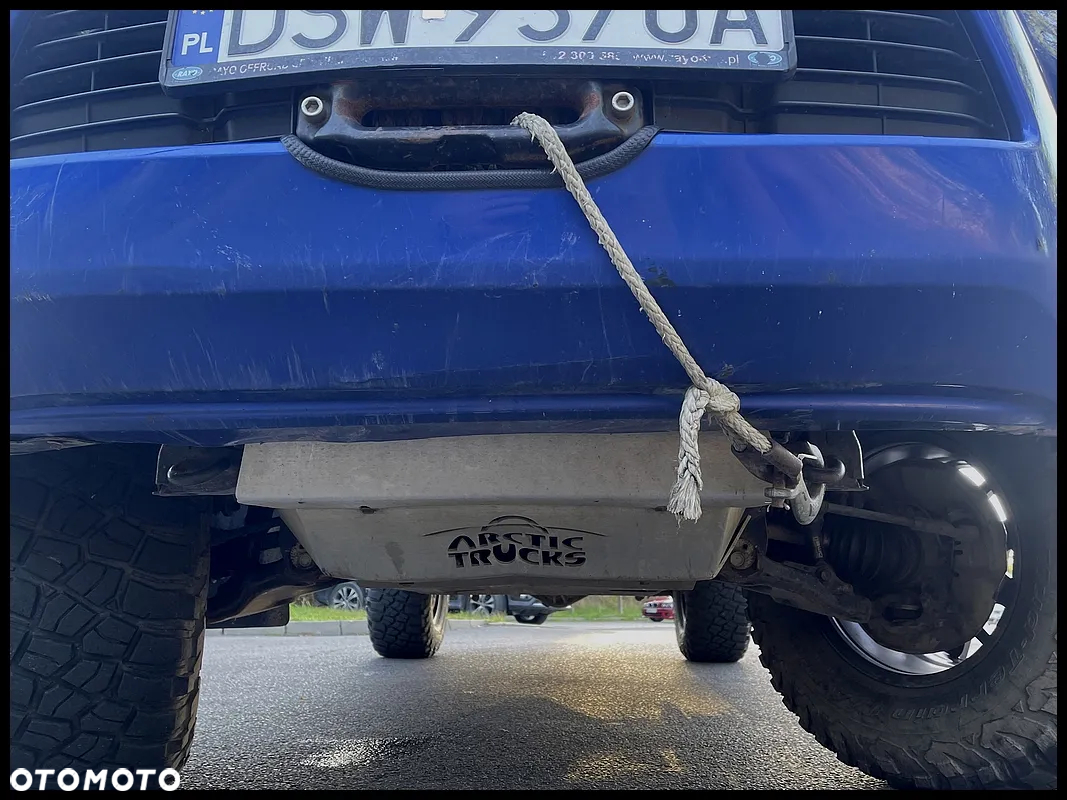Toyota Hilux - 23