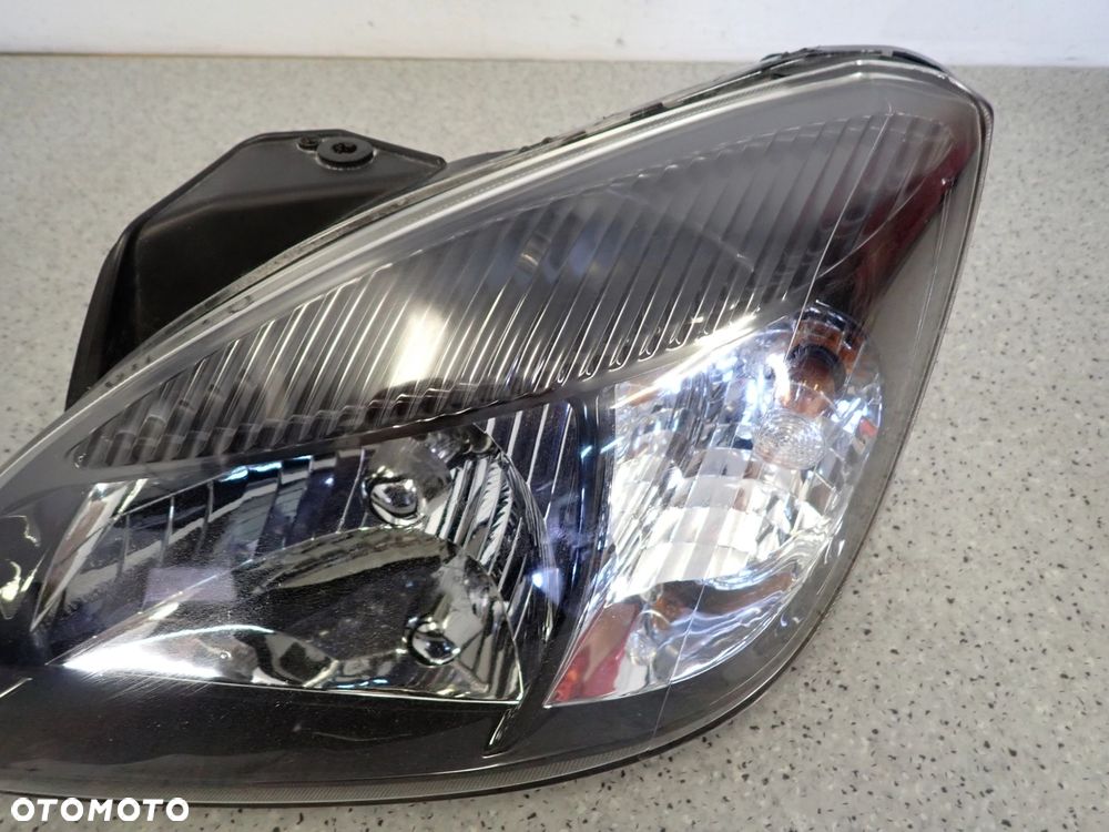 KIA RIO II 10-12 REFLEKTOR LEWY LAMPA PRZEDNIA LEWA - 7