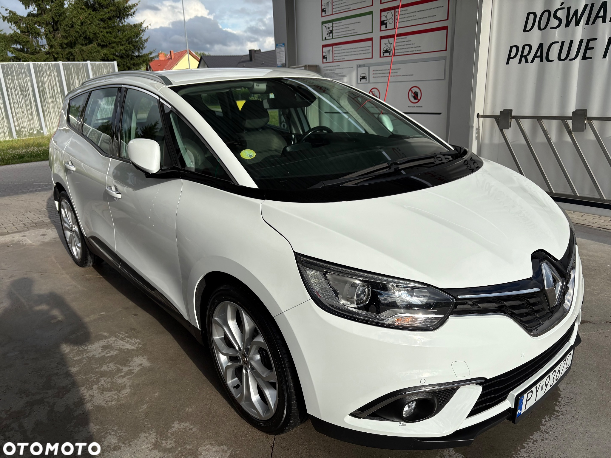 Renault Scenic - 10