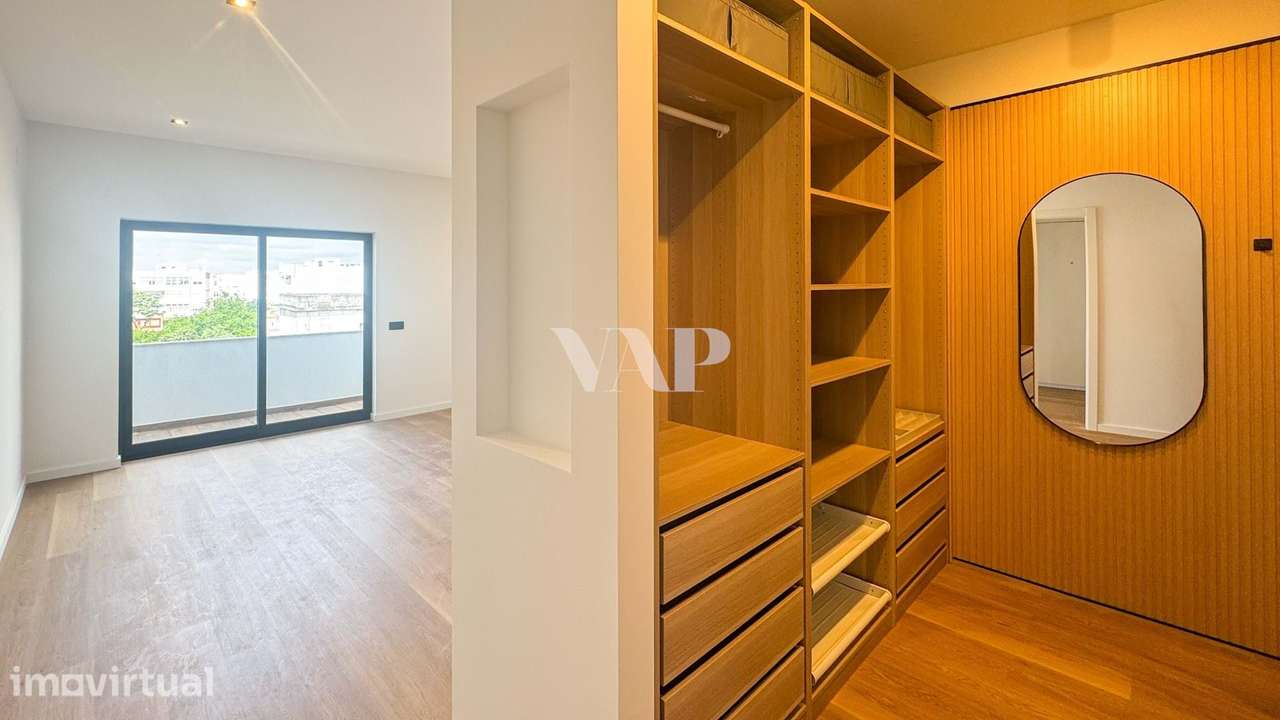 Apartamento T3 Renovado com Rooftop Privativo, Loulé - Grande imagem: 3/29